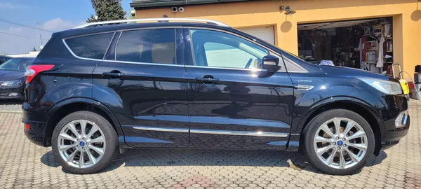 Ford Kuga 2,0TDCi 132kW DSG 4×4 Vignale - foto 4