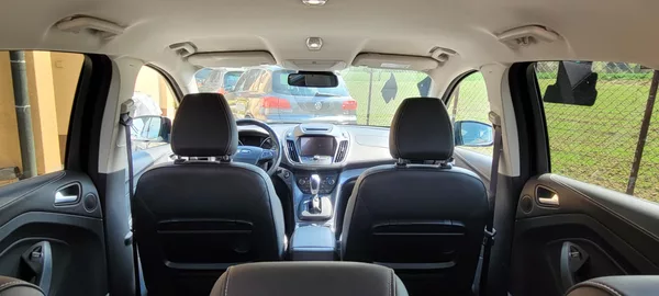 Ford Kuga 2,0TDCi 132kW DSG 4×4 Vignale - foto 45