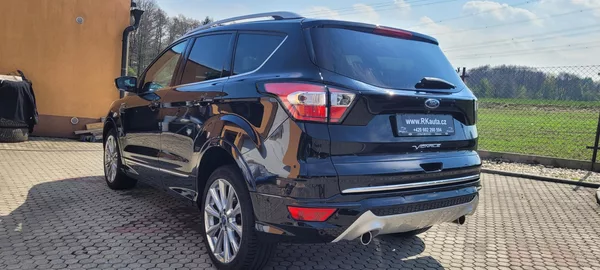 Ford Kuga 2,0TDCi 132kW DSG 4×4 Vignale - foto 7