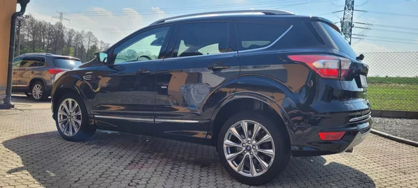 Ford Kuga 2,0TDCi 132kW DSG 4×4 Vignale - foto 8