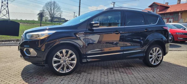Ford Kuga 2,0TDCi 132kW DSG 4×4 Vignale - foto 9