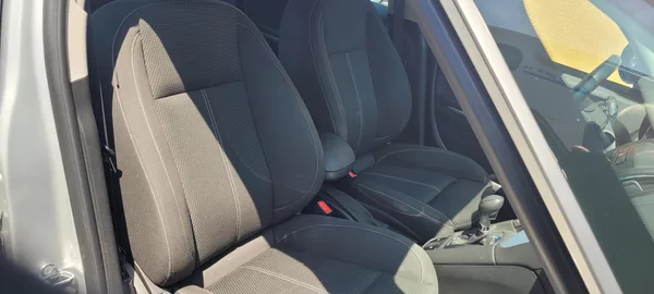 Opel Zafira 1,4i 103kW benzín Automat - foto 13