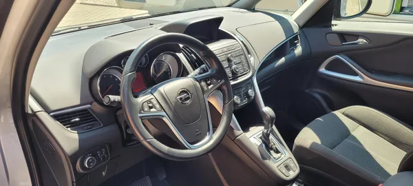 Opel Zafira 1,4i 103kW benzín Automat - foto 16