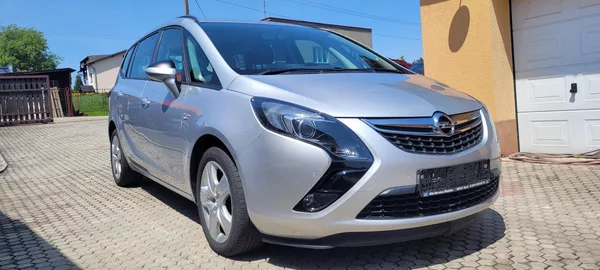 Opel Zafira 1,4i 103kW benzín Automat - foto 3