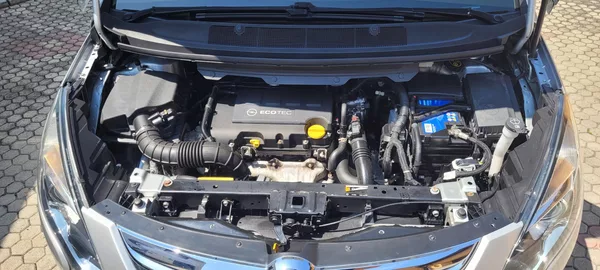 Opel Zafira 1,4i 103kW benzín Automat - foto 31