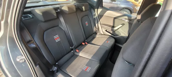 Seat Arona FR 1,5TSi 110kW benzín - foto 13