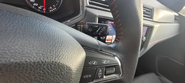 Seat Arona FR 1,5TSi 110kW benzín - foto 23