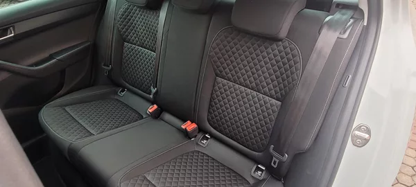 Škoda Fabia 3 1,2TSi 66kW benzín Drive - foto 11