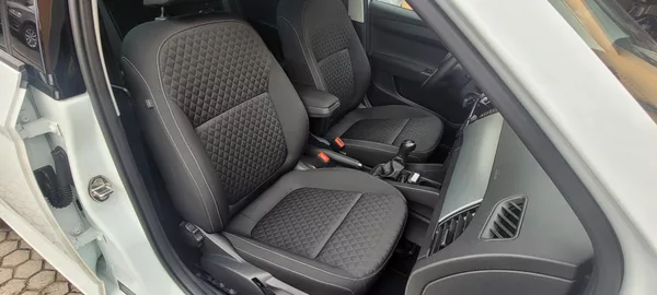 Škoda Fabia 3 1,2TSi 66kW benzín Drive - foto 14