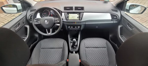 Škoda Fabia 3 1,2TSi 66kW benzín Drive - foto 18
