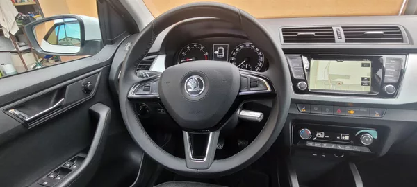 Škoda Fabia 3 1,2TSi 66kW benzín Drive - foto 20