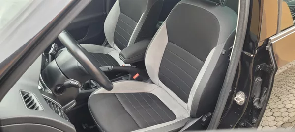 Škoda Fabia 3 1,2 TSi 81kW benzín „JoY“ - foto 10