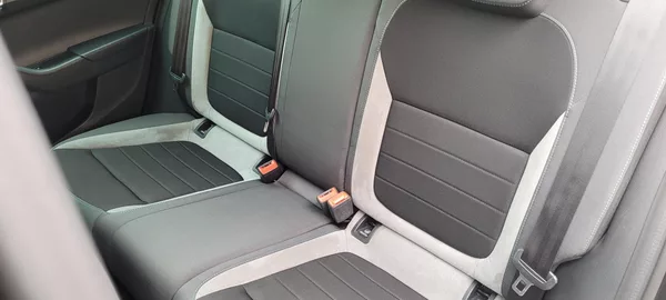 Škoda Fabia 3 1,2 TSi 81kW benzín „JoY“ - foto 12