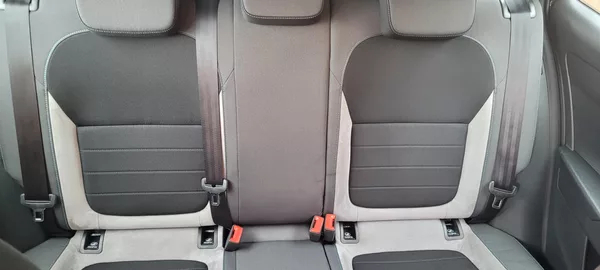 Škoda Fabia 3 1,2 TSi 81kW benzín „JoY“ - foto 16