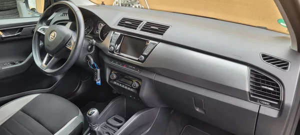 Škoda Fabia 3 1,2 TSi 81kW benzín „JoY“ - foto 18