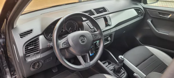 Škoda Fabia 3 1,2 TSi 81kW benzín „JoY“ - foto 19