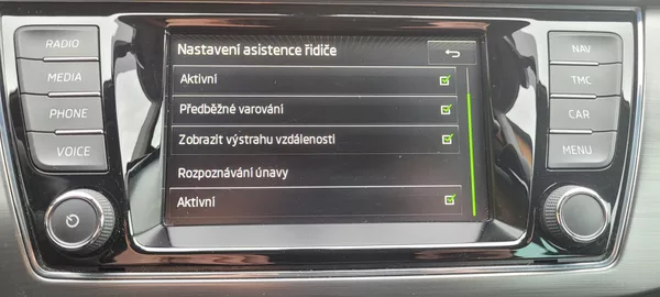 Škoda Fabia 3 1,2 TSi 81kW benzín „JoY“ - foto 26
