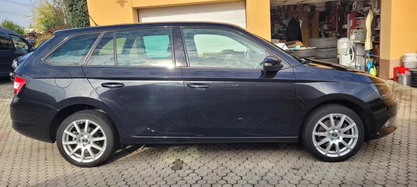 Škoda Fabia 3 1,2 TSi 81kW benzín „JoY“ - foto 4