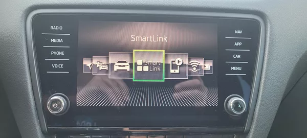 Škoda Octavia 2,0TDi 110kW DSG 4×4 „CLEVER“ - foto 20