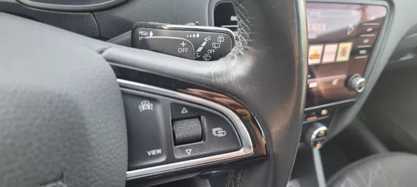 Škoda Octavia 2,0TDi 110kW DSG 4×4 „CLEVER“ - foto 24