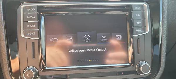 Volkswagen Caddy 1,4 TSi 96kW DSG Highline - foto 33