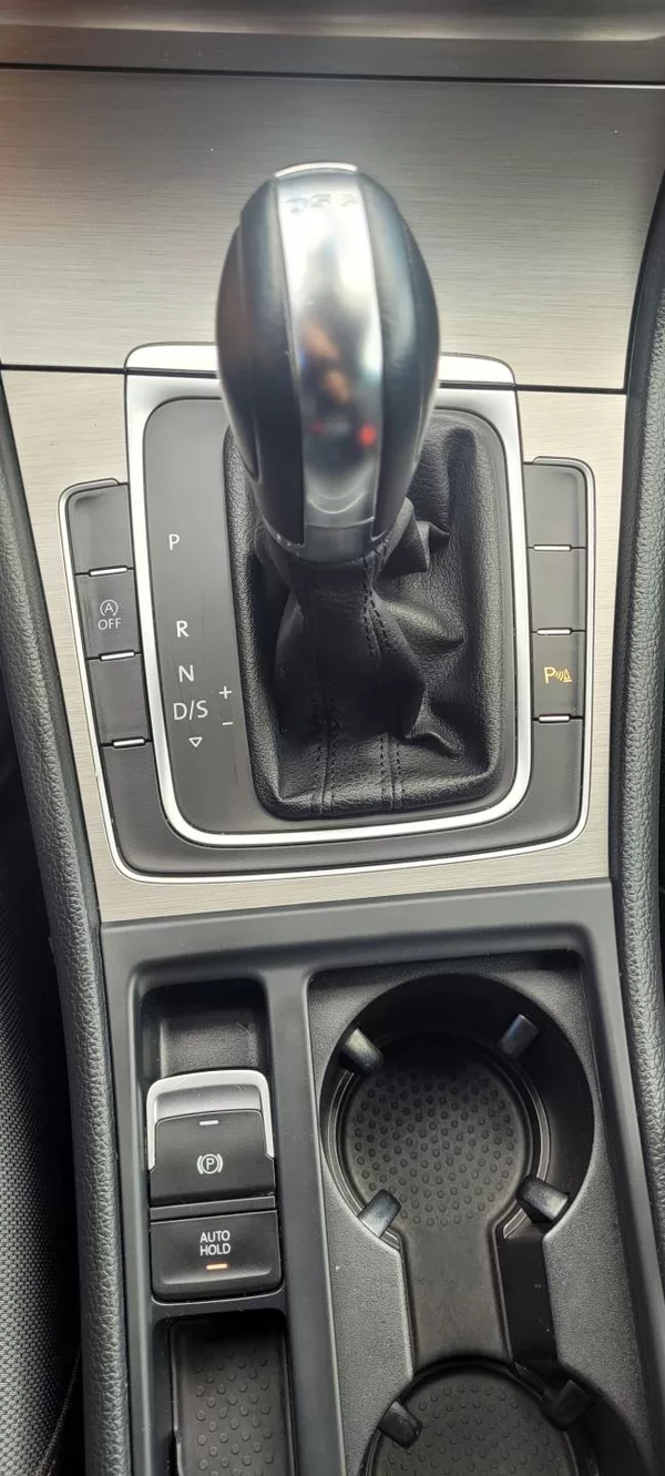 Volkswagen Golf 1,2TSi 77kW benzín DSG Comfort - foto 25