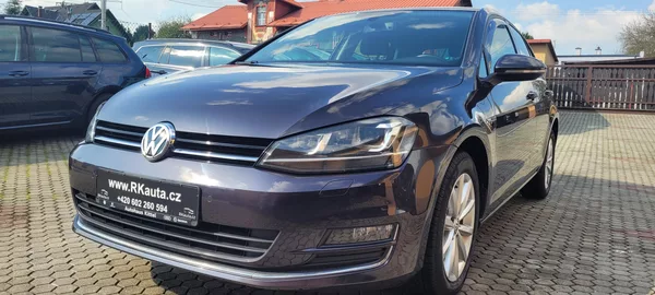 Volkswagen Golf 7 1,2 TSi 81kW benzín Lounge