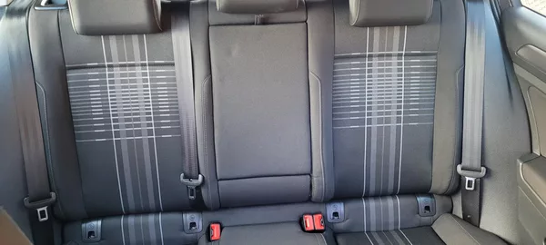 Volkswagen Golf 7 1,2 TSi 81kW benzín Lounge - foto 17