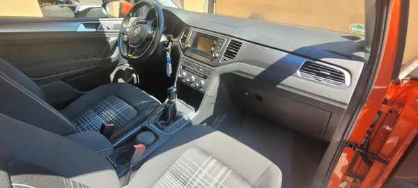 Volkswagen Golf Sportsvan 1,2TSi 81kW benzín „Lounge“ - foto 18