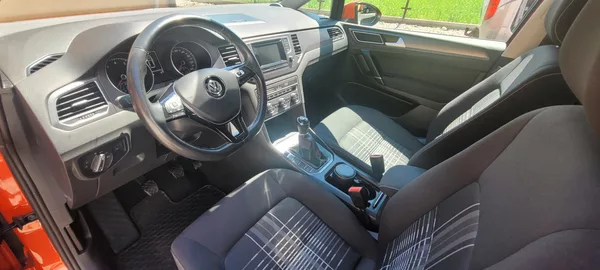 Volkswagen Golf Sportsvan 1,2TSi 81kW benzín „Lounge“ - foto 19
