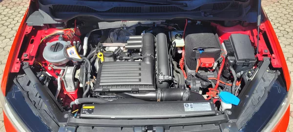 Volkswagen Golf Sportsvan 1,2TSi 81kW benzín „Lounge“ - foto 38