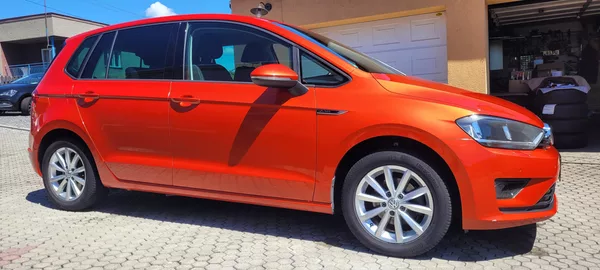 Volkswagen Golf Sportsvan 1,2TSi 81kW benzín „Lounge“ - foto 4