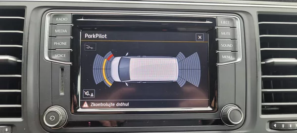 Volkswagen Multivan T6 2,0TDi 150kW DSG 4×4 7.mist - foto 39