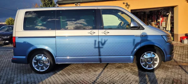 Volkswagen Multivan T6 2,0TDi 150kW DSG 4×4 7.mist - foto 4