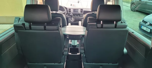 Volkswagen Multivan T6 2,0TDi 150kW DSG 4×4 7.mist - foto 41