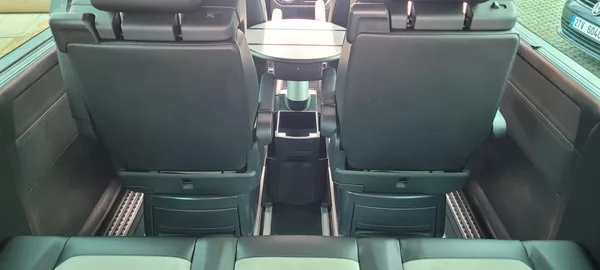 Volkswagen Multivan T6 2,0TDi 150kW DSG 4×4 7.mist - foto 42