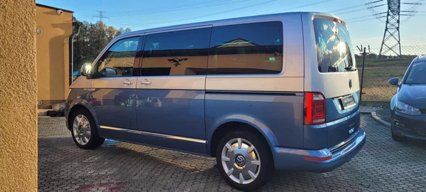 Volkswagen Multivan T6 2,0TDi 150kW DSG 4×4 7.mist - foto 8