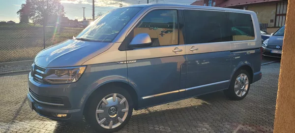 Volkswagen Multivan T6 2,0TDi 150kW DSG 4×4 7.mist - foto 9