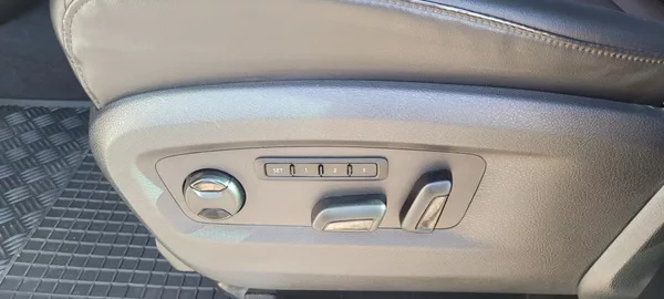 Volkswagen Multivan T6 2,0TDi 150kW DSG Highline - foto 33