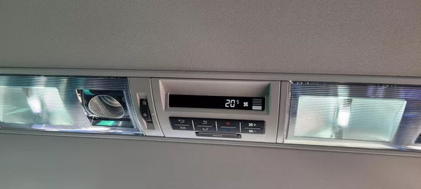 Volkswagen Multivan T6 2,0TDi 150kW DSG Highline - foto 36