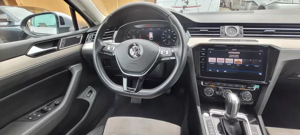 Volkswagen Passat Variant 2,0TDi 176kW DSG 4×4 - foto 22