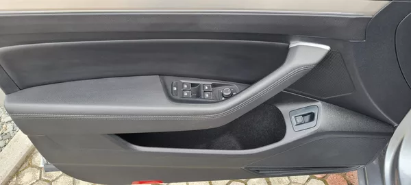 Volkswagen Passat Variant 2,0TDi 176kW DSG 4×4 - foto 49