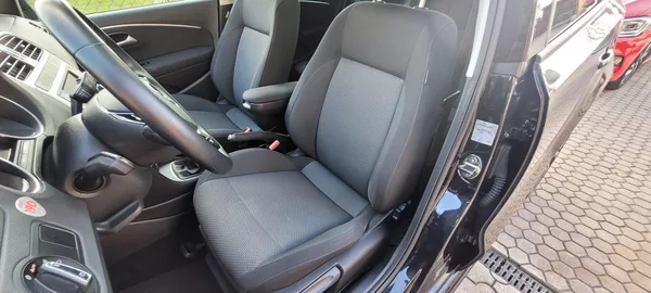 Volkswagen Polo 1,2TSi 81kW R-Line Highline - foto 10