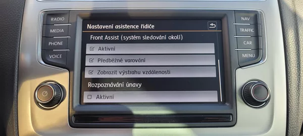 Volkswagen Polo 1,2TSi 81kW R-Line Highline - foto 26