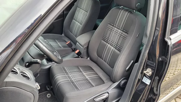 Volkswagen Tiguan 2,0TDi 110kW Lounge - foto 10