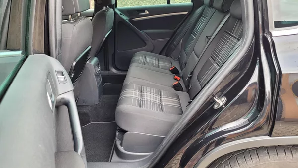 Volkswagen Tiguan 2,0TDi 110kW Lounge - foto 13