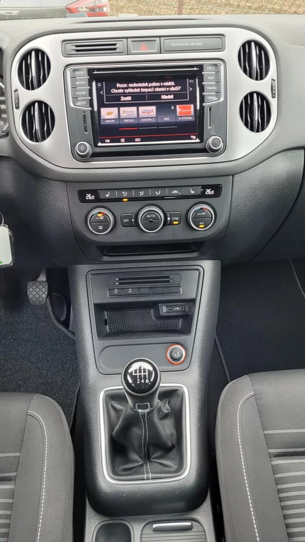 Volkswagen Tiguan 2,0TDi 110kW Lounge - foto 23