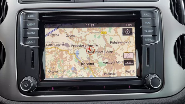 Volkswagen Tiguan 2,0TDi 110kW Lounge - foto 28