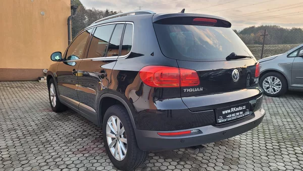 Volkswagen Tiguan 2,0TDi 110kW Lounge - foto 7