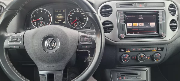 Volkswagen Tiguan 1,4TSi 110kW DSG R-Line Bi-Xen - foto 29